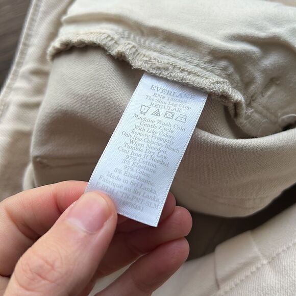 Everlane The Slim Leg Crop Pant in Sandstone - Picture 9 of 10